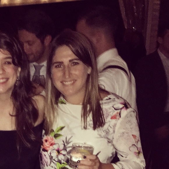 Meet your Posher, Andrea - Picture 1 of 1