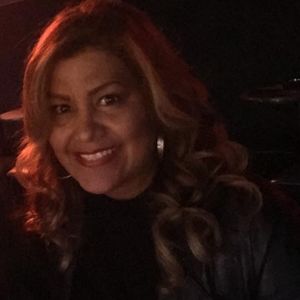 Meet your Posher, Yolanda