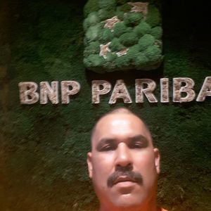 Meet your Posher, Daniel