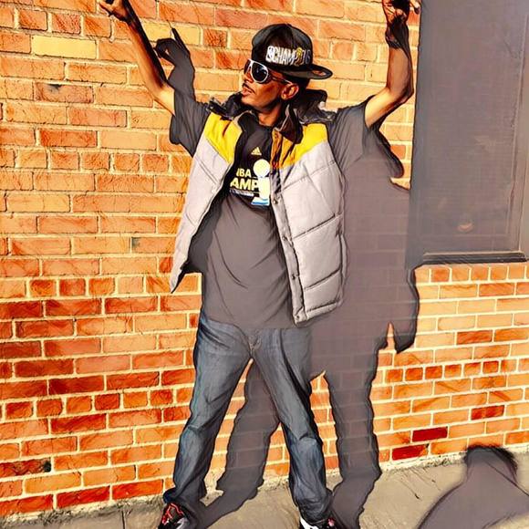 Meet your Posher, Carljuan - Picture 1 of 1