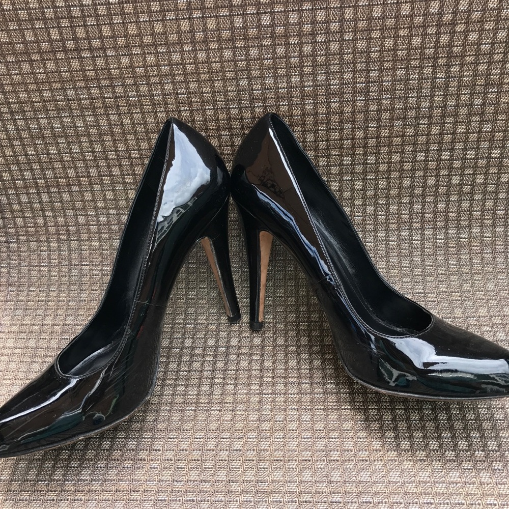 Classic Aldo Heel - Picture 2 of 7