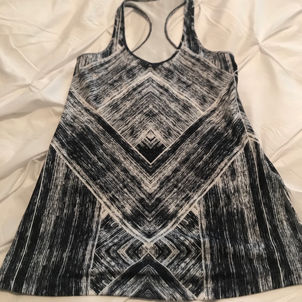 Lululemon athletica racerback shirt size 12