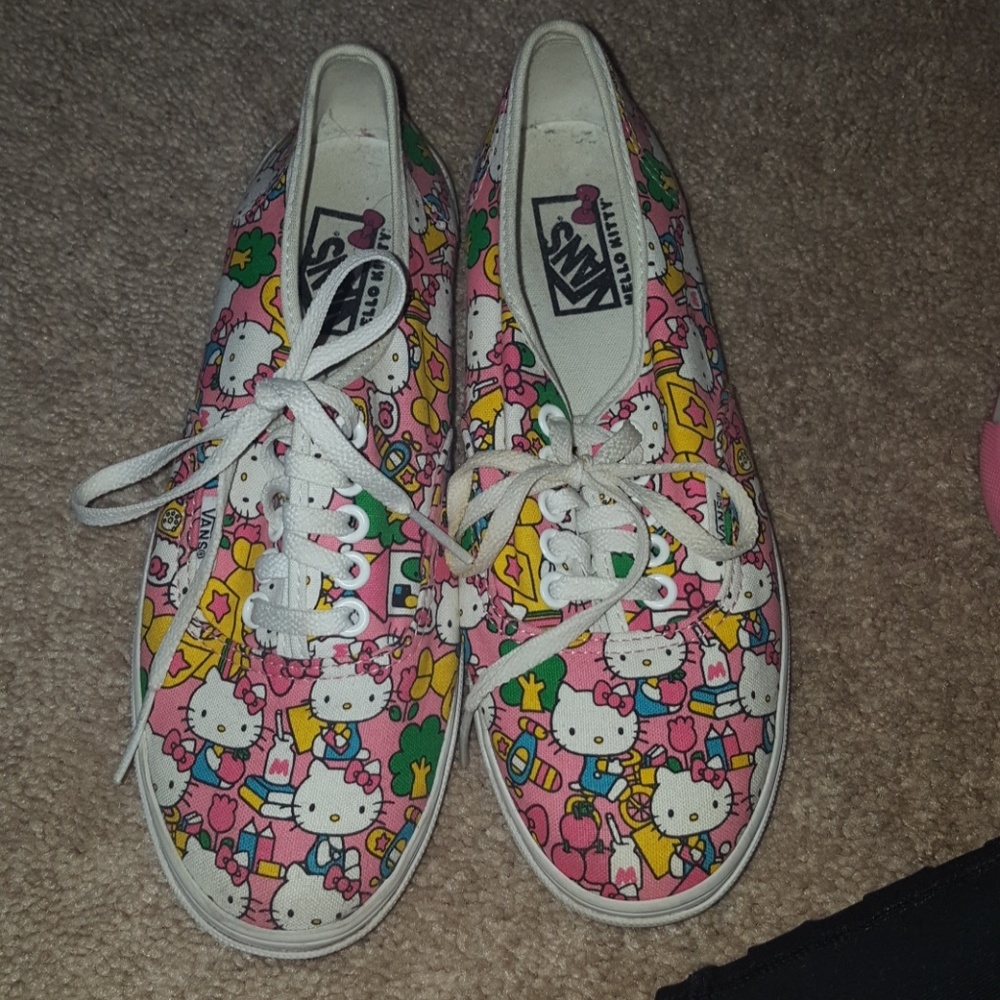 Hello Kitty Vans