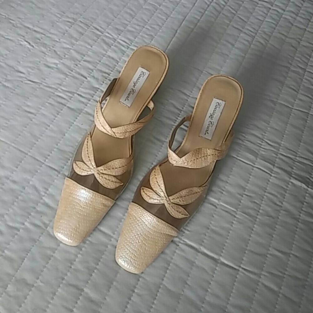 Ladies Shoes