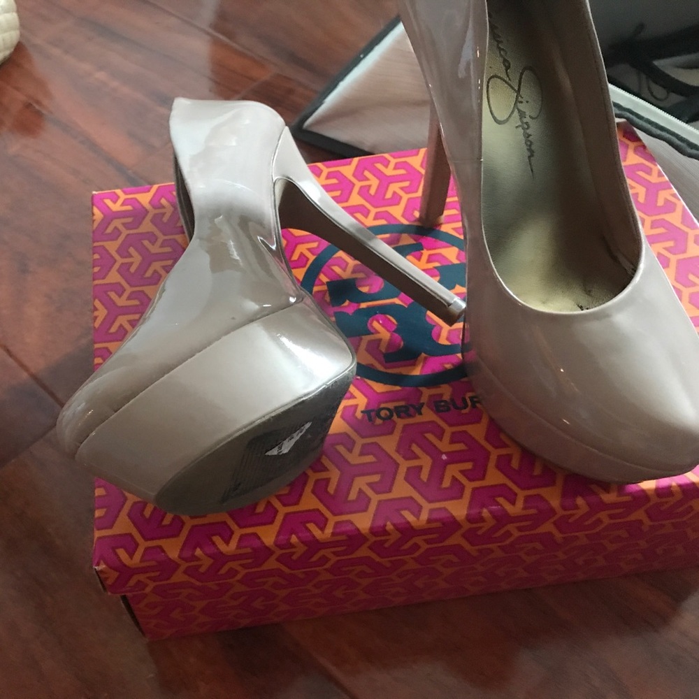 Shoes 👠 - Picture 5 of 5