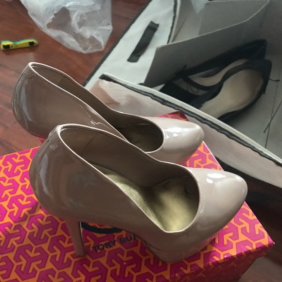 Shoes 👠 - Picture 4 of 5