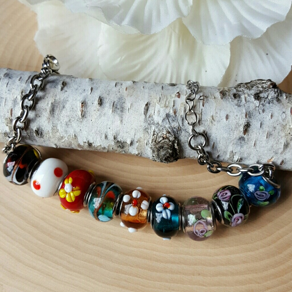 Venetian glass floral bead bracelet