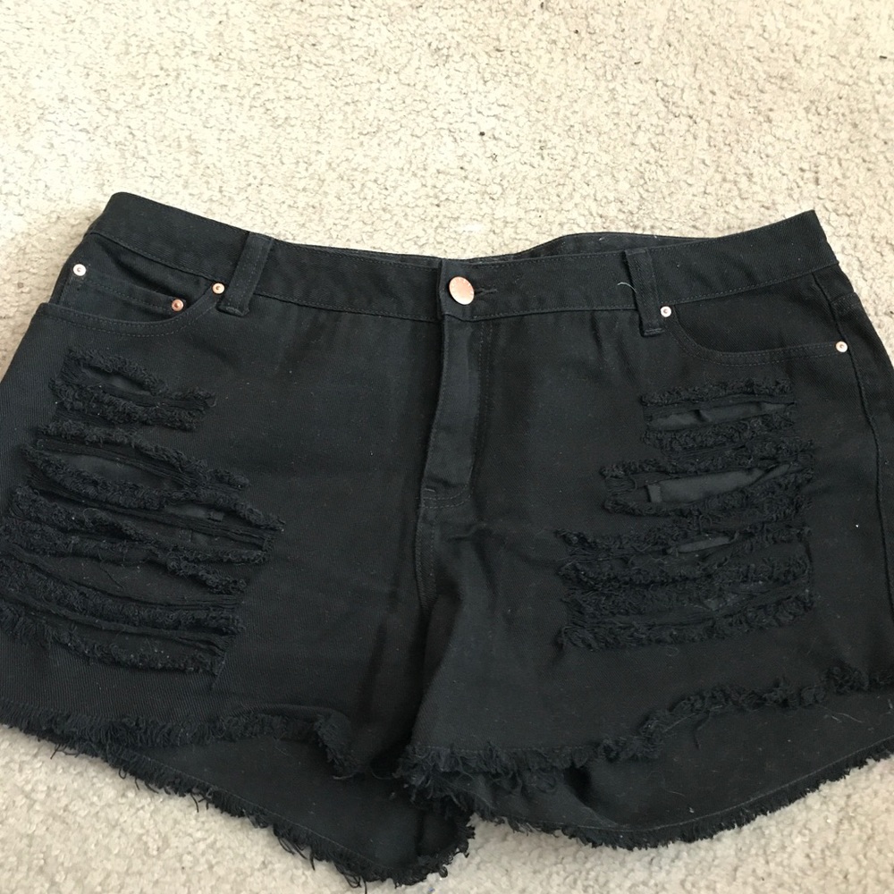 Black Jean Shorts 🖤