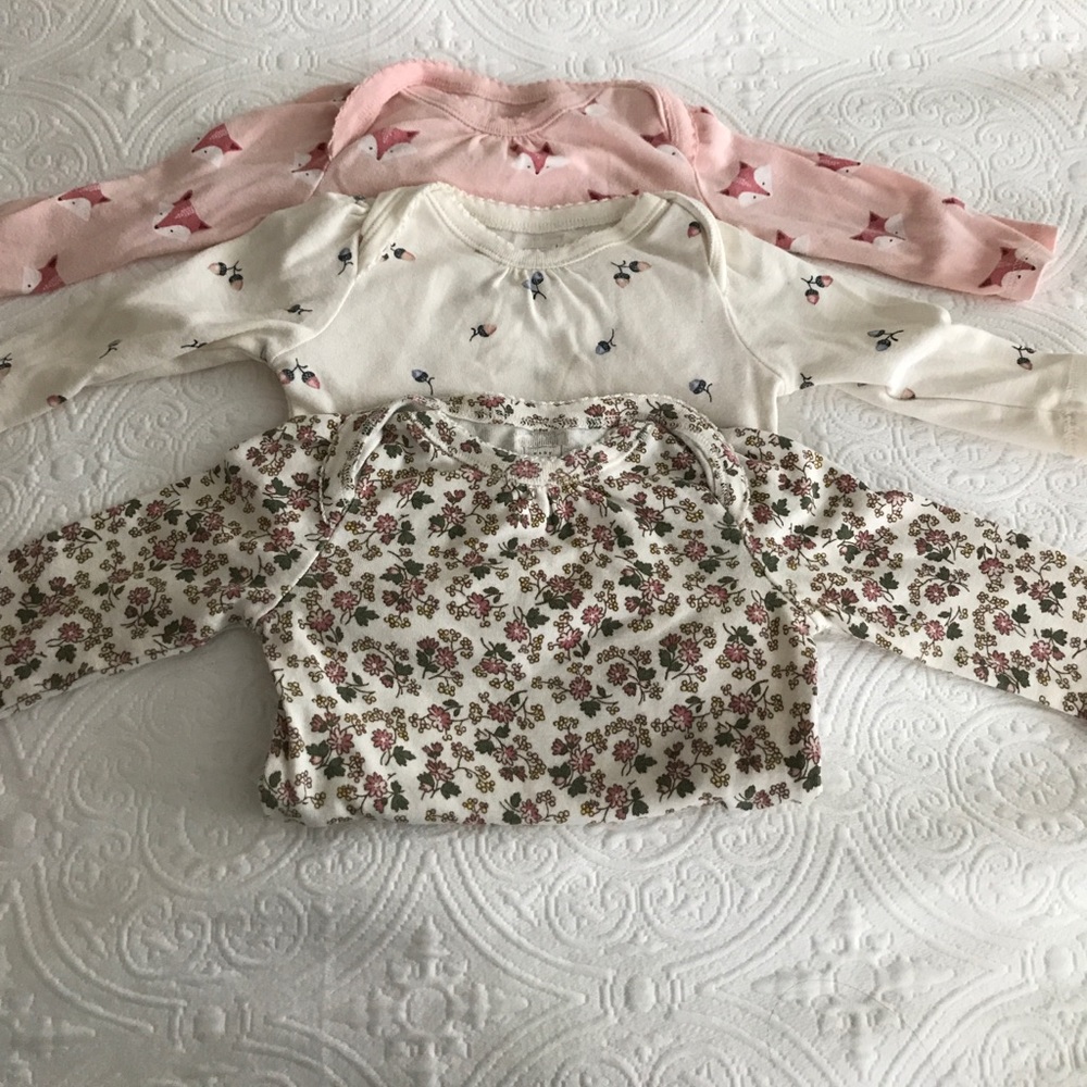 Gap Onesies - Set of 3