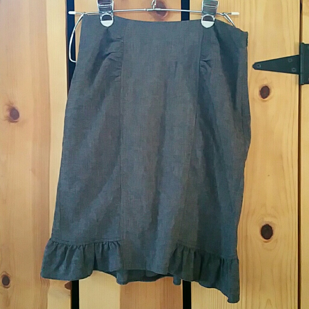 Clearance!!!!Bebe black/grey mini skirt