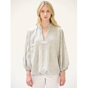 📚 120% Lino poet shirt