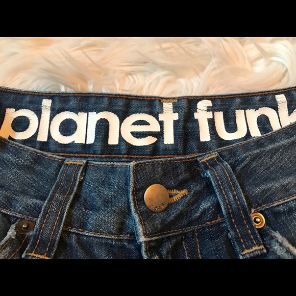 Planet Funk - Distressed Jean Shorts - Size 24 - Picture 4 of 6