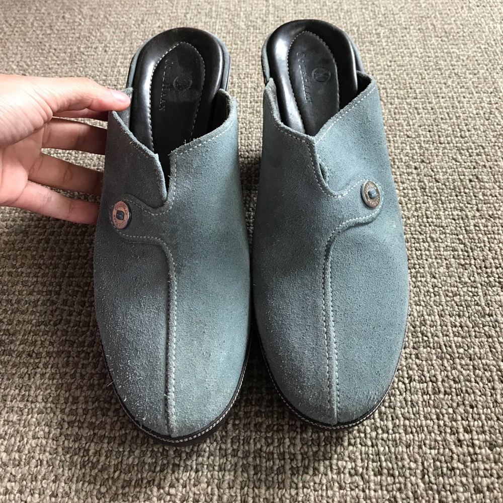 Like new Cole Haan Blue leather and suede clogs.