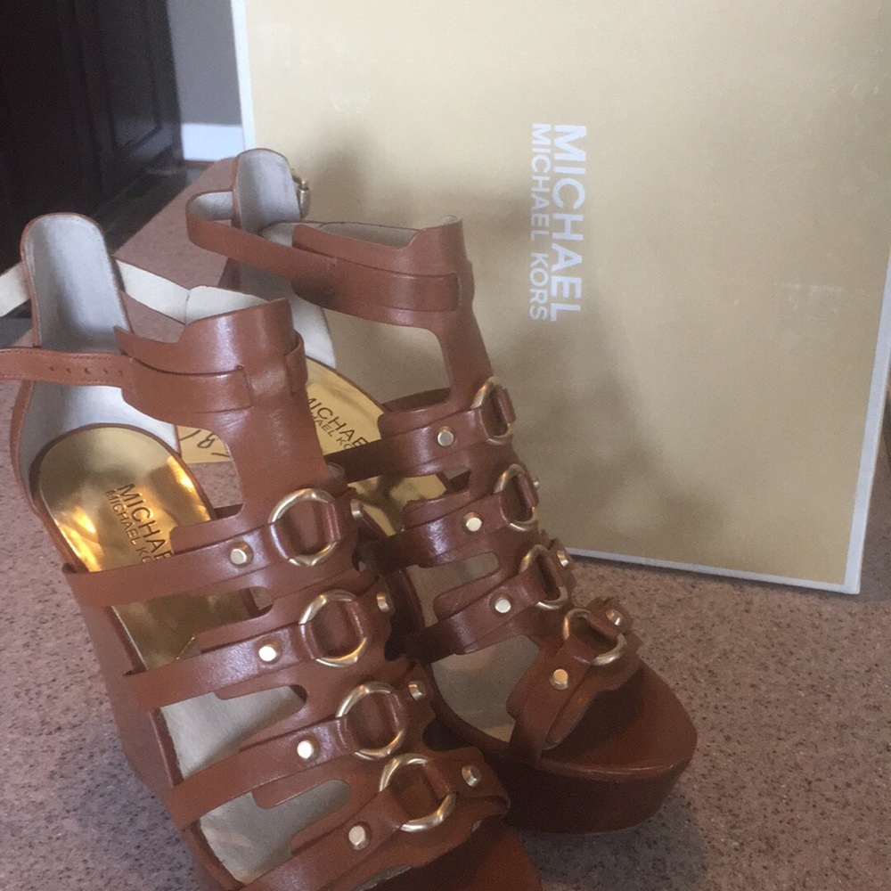 Michael Kors wedge shoes size 9.5