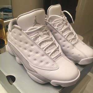 Air Jordan 13 Retro Lows