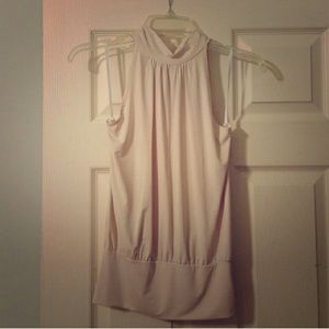 GENTLY USED FAB & CLASSY GORGEOUS BLOUSE! 👄 😘