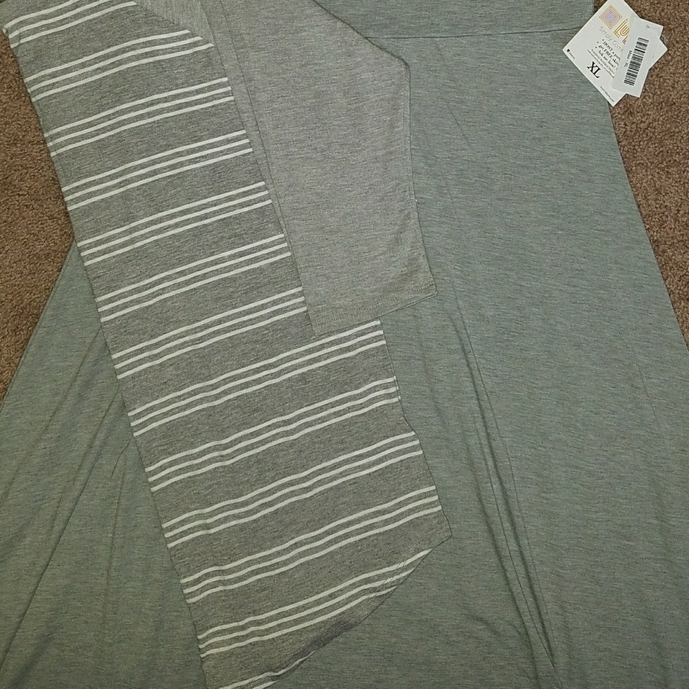 Lularoe Randy - Picture 2 of 2