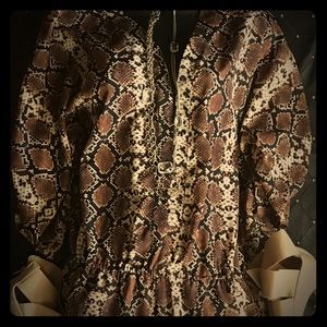 BCBG MAX AZARIA ANIMAL PRINT ROMPER