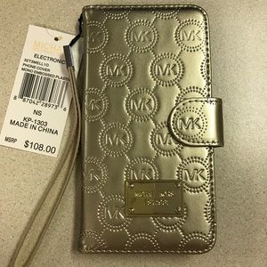 Michael Kors Patent Leather iPhone 7 Plus Case