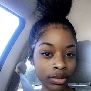 Meet your Posher, Jade