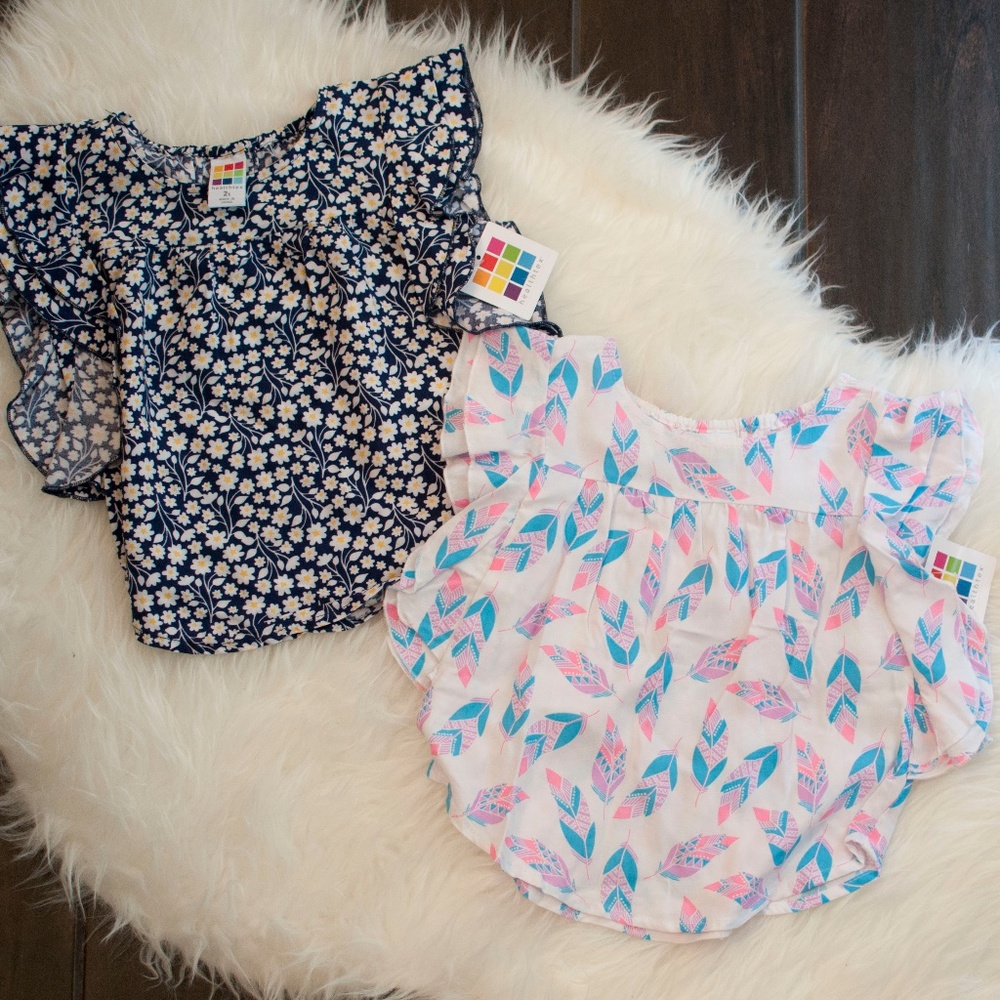 2t floral flutter sleeve boho feather floral top