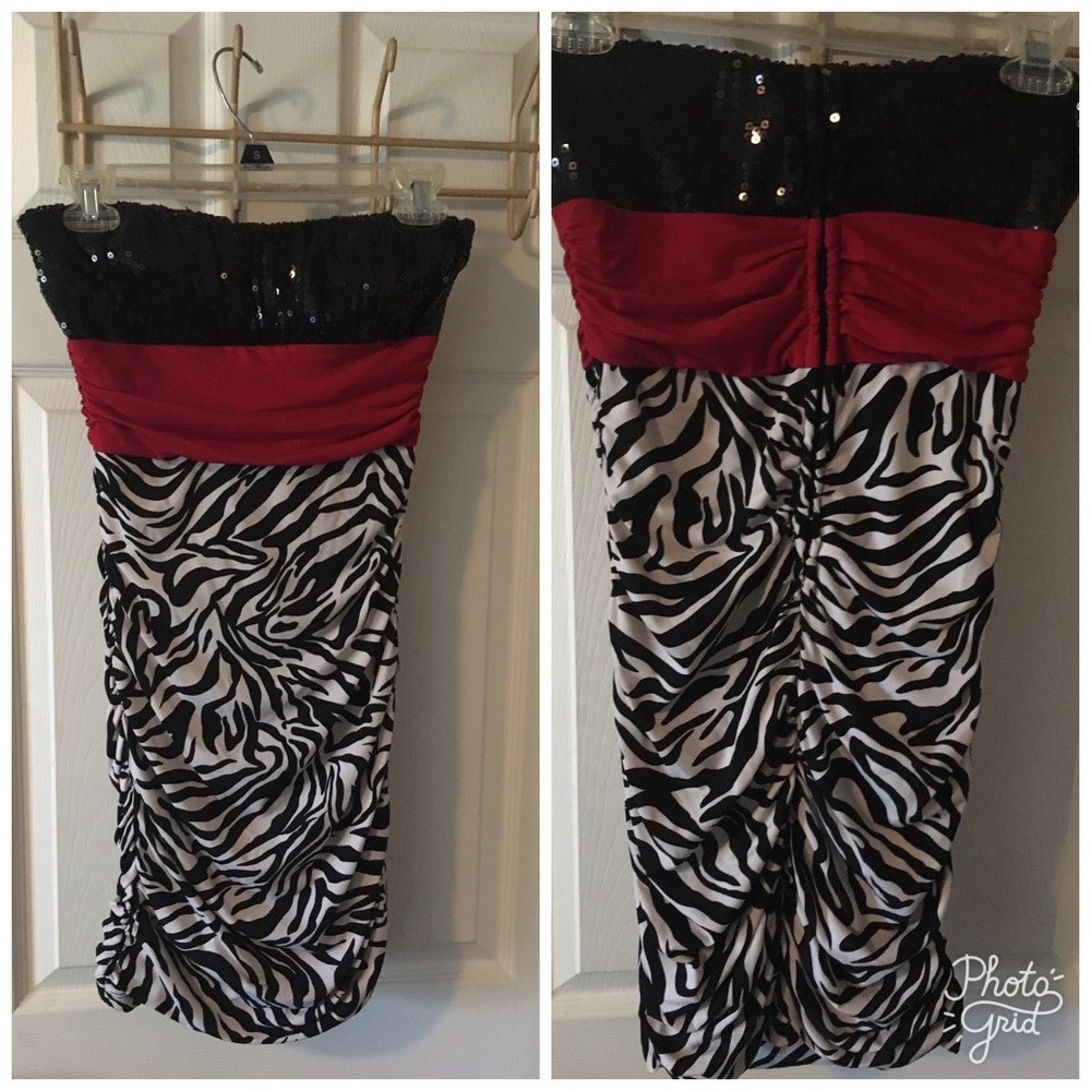 S sequin zebra tube dress🖤❤️ zip up back
