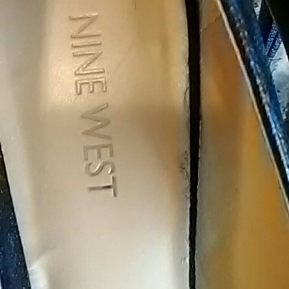 Nine West  Black Heels Shoes - Picture 2 of 4