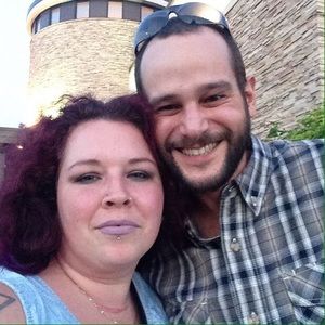 Meet your Posher, Caitlin