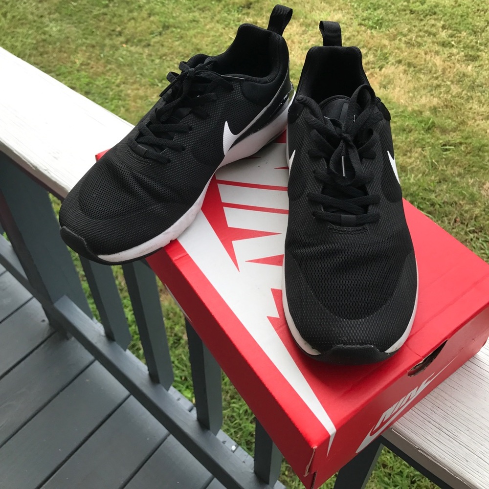Womens Nike Air Max