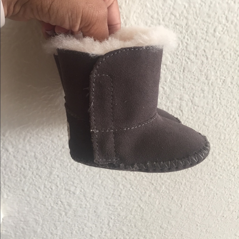 Baby Caden UGGs size 0/1