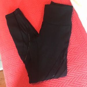 Lululemon Ankle Length leggings with mesh detail
