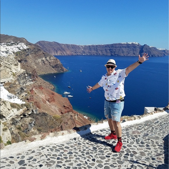 Meet your Posher, Edith - Picture 1 of 1