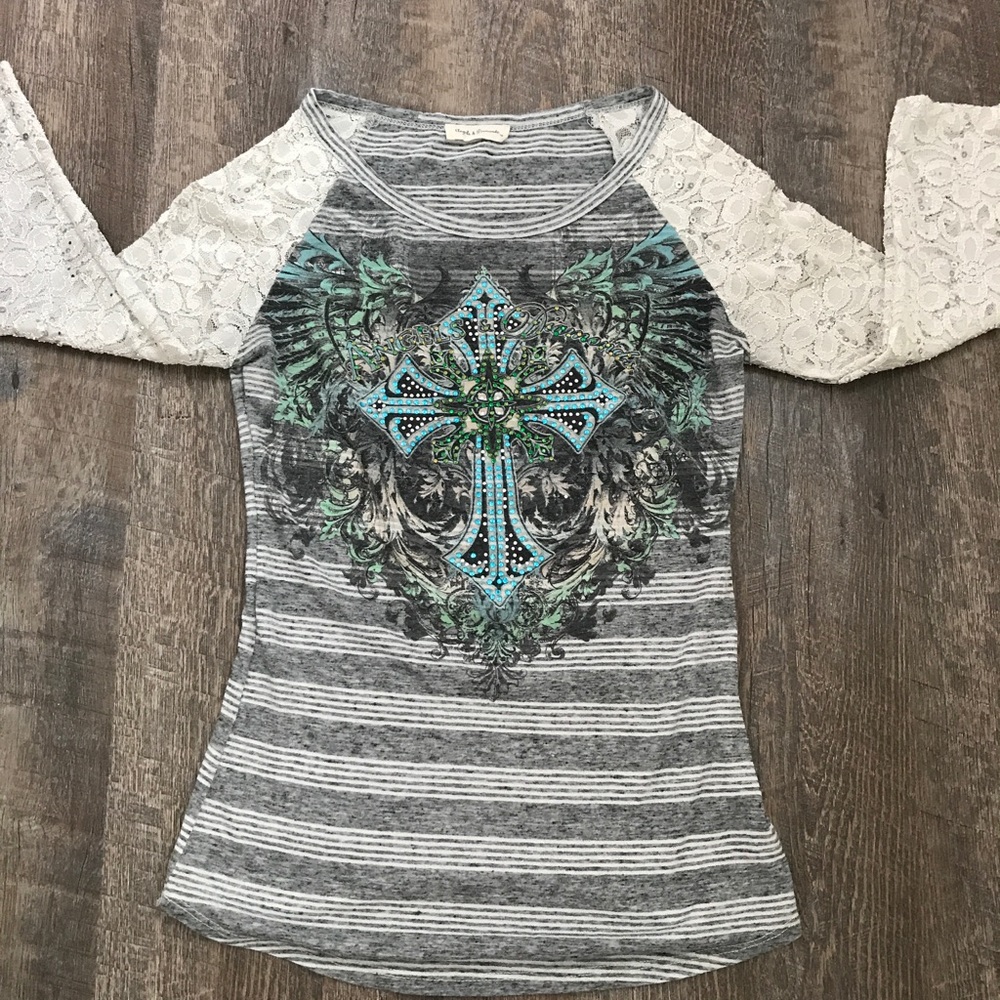 Buckle Top