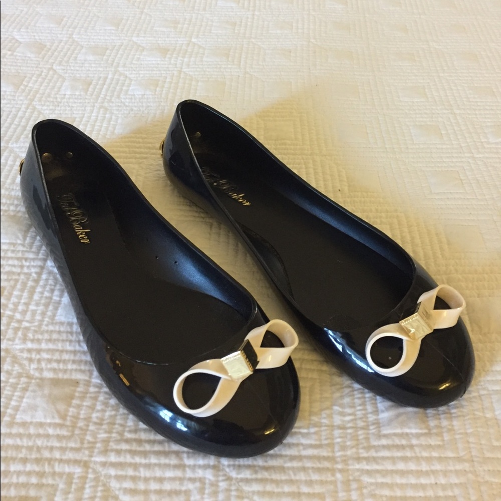 Ted Baker Size 9 Black Jelly Ballet Flats