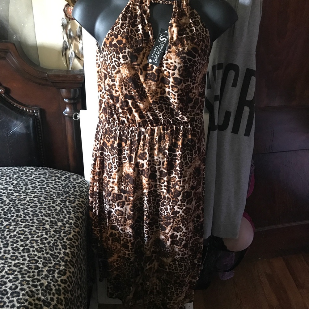 S Fashion large leopard print nwt