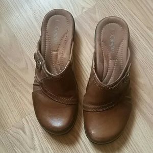 Brown leather mules