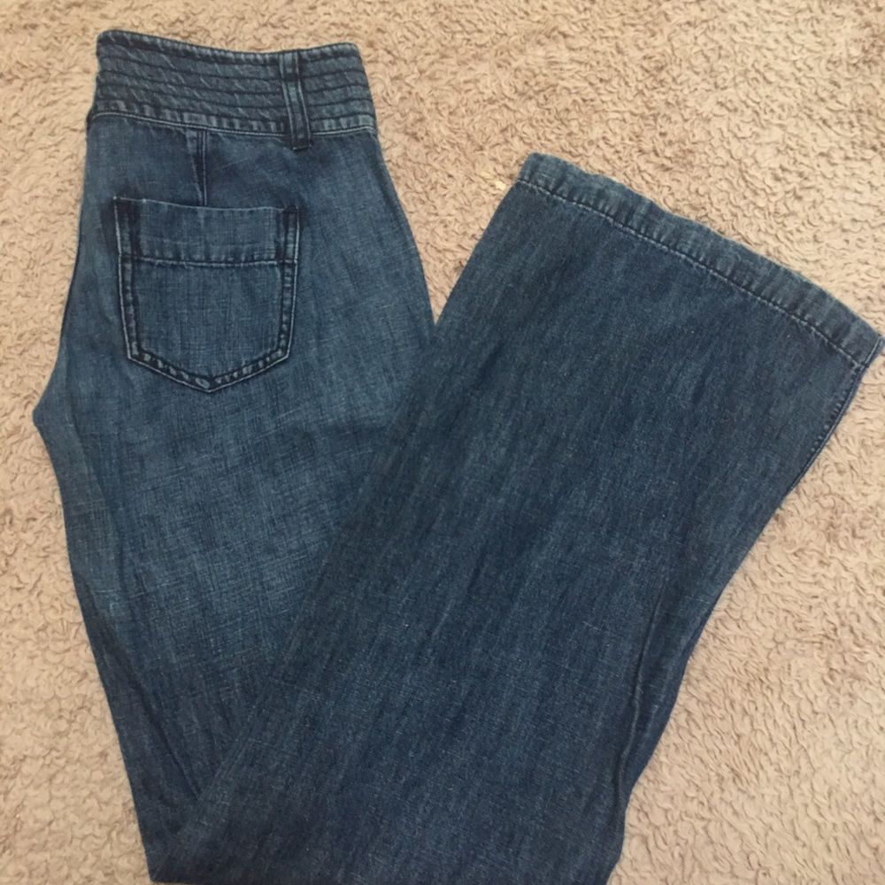 Juicy couture  jean trouser. size 26. Flair style.