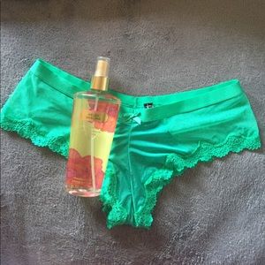 🎀 DARLING BUNDLE 🎀 cheeky w/ free fragrance!