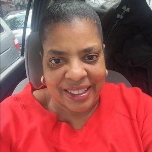 Meet your Posher, Valerie