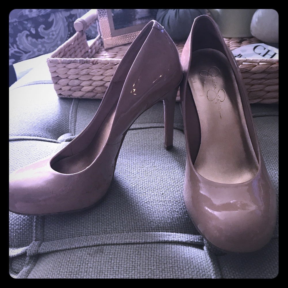 Jessica Simpson Heels: Size 7.5