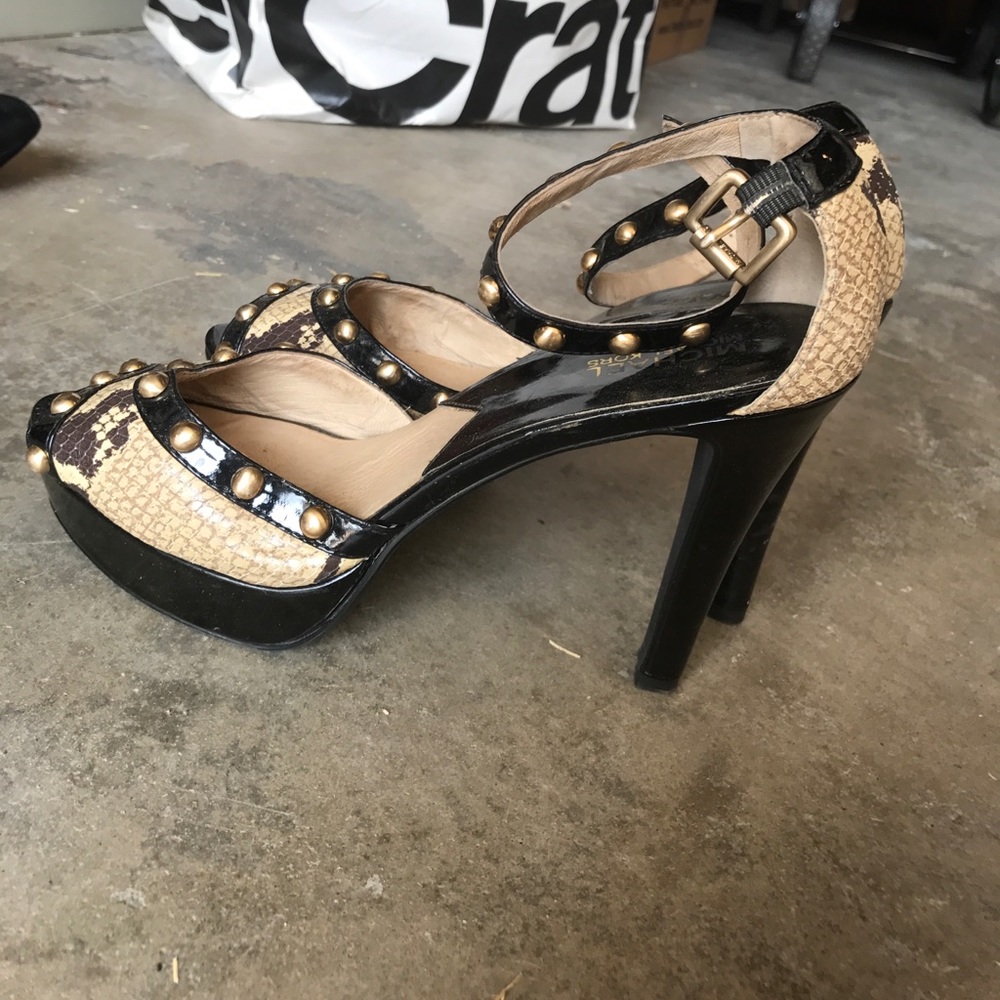 Michael Kors snakeskin and studded heels sz 9.5