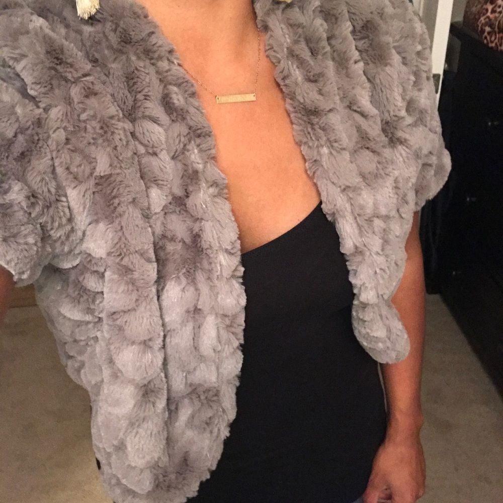 Beautiful gr•dano faux fur piece!