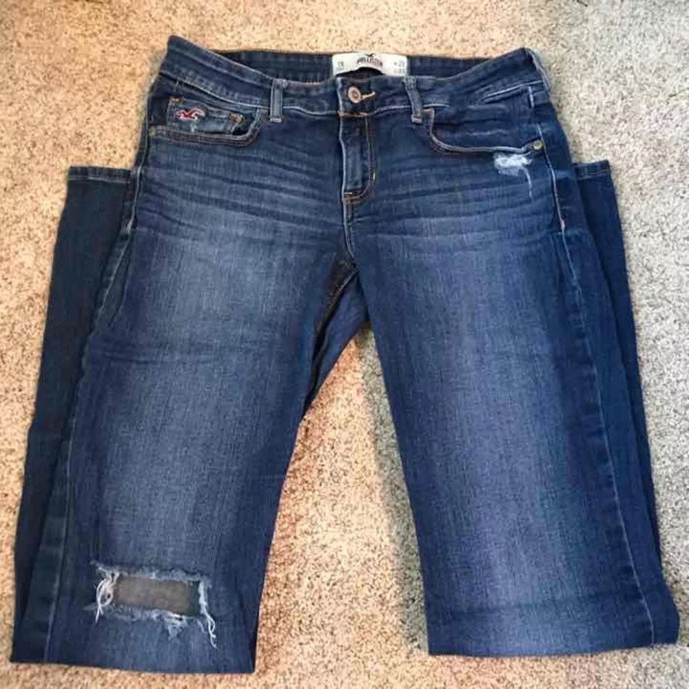 Hollister Size 7 Boot Cuts Jeans