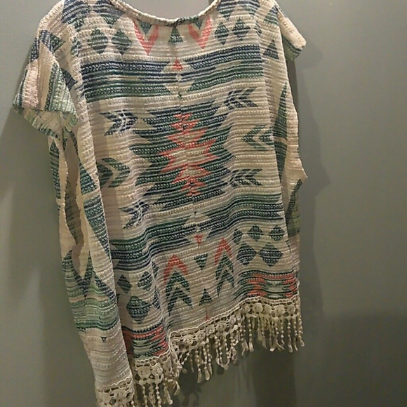 Top - Picture 2 of 3