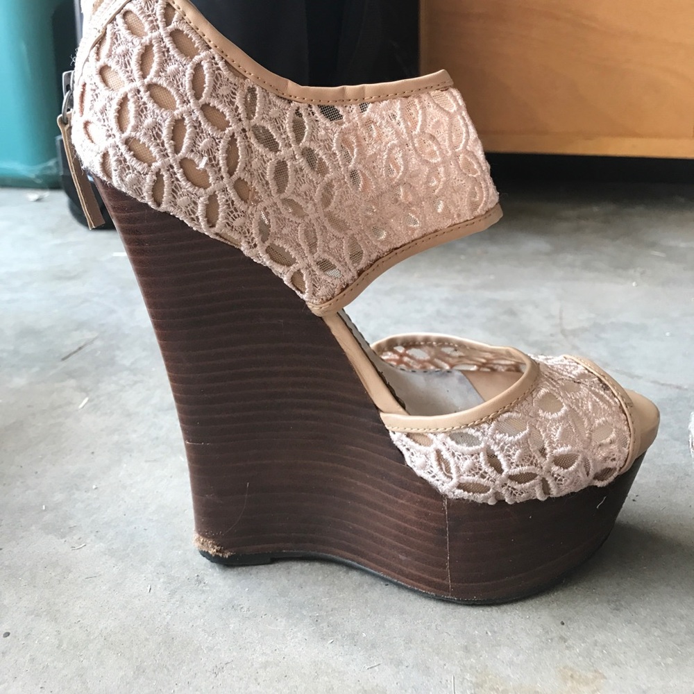 Bebe lace crochet platforms 8.5