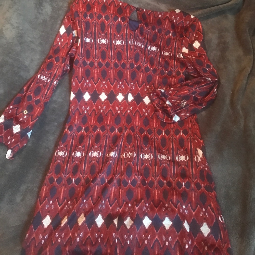 Pattern dress - Picture 2 of 2