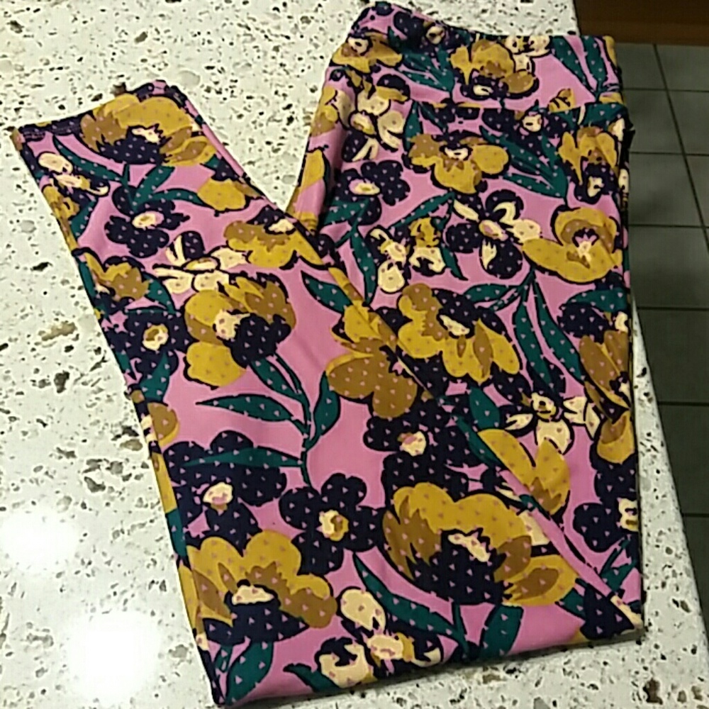 Lularoe leggings new without tags beautiful