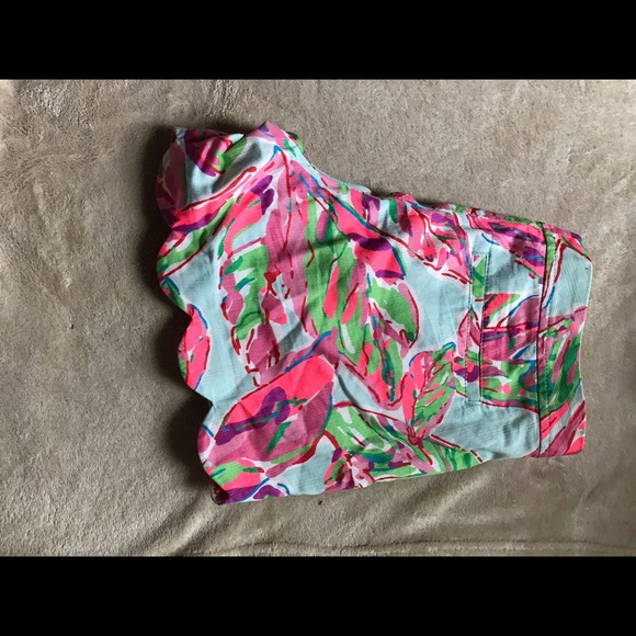 NWOT never worn Lilly Pulitzer buttercup shorts - Picture 2 of 3