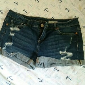 Distressed shorta