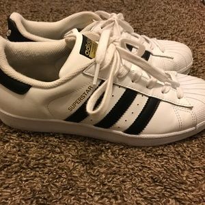 Adidas superstar shoes size 8